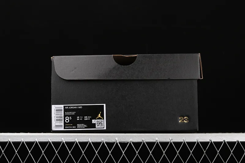 All categories Air Jordan Jordan series basketball shoes Air Jordan 1 Mid Air Jordan 1 Mid AJ1 Joe 1 Zhongbang basketball shoes 554724-063